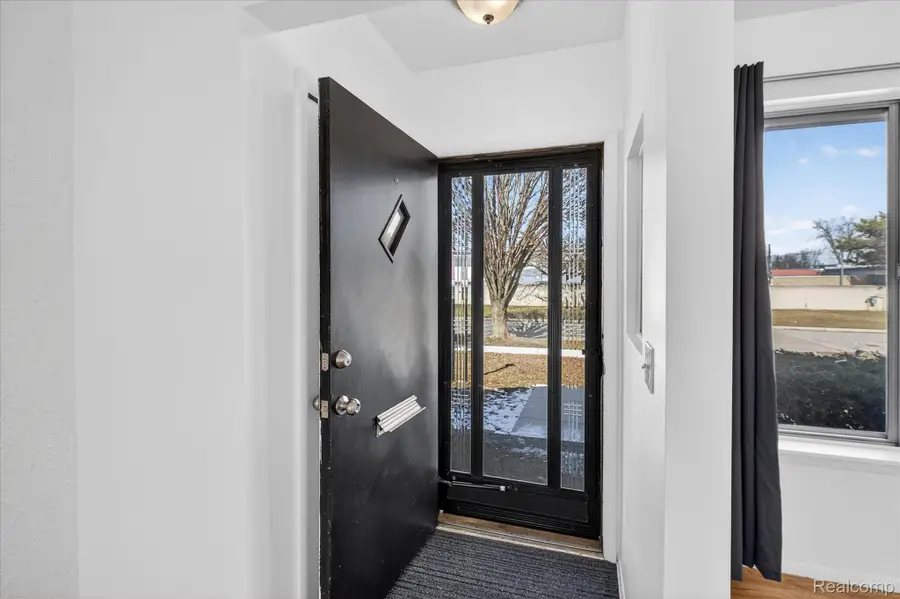 14611 Kingston Street, Oak Park, MI 48237 - #3