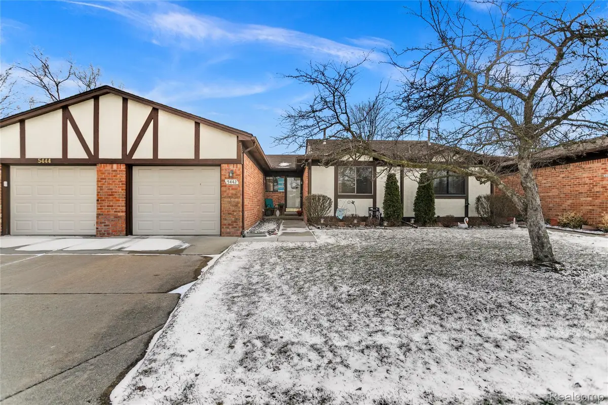5442 Stanford Court, Warren, MI 48091 - #1