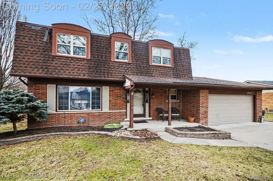 16025 Wrotham Court, Clinton, MI 48038 - #3