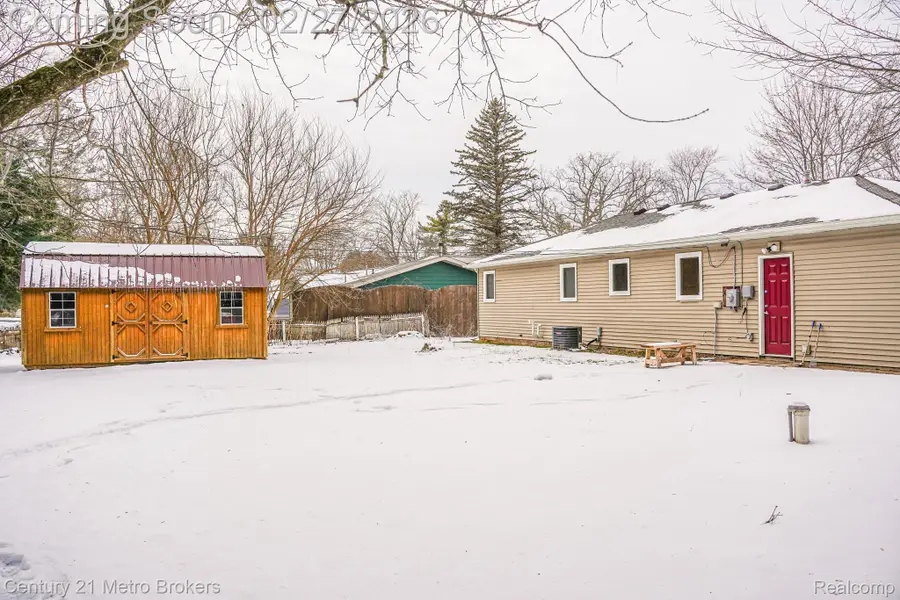 5233 Millington Road, Millington, MI 48746 - #2