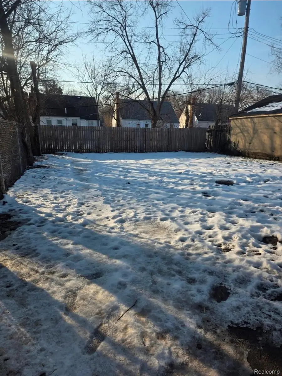 18481 Plainview Avenue, Detroit, MI 48219 - #2