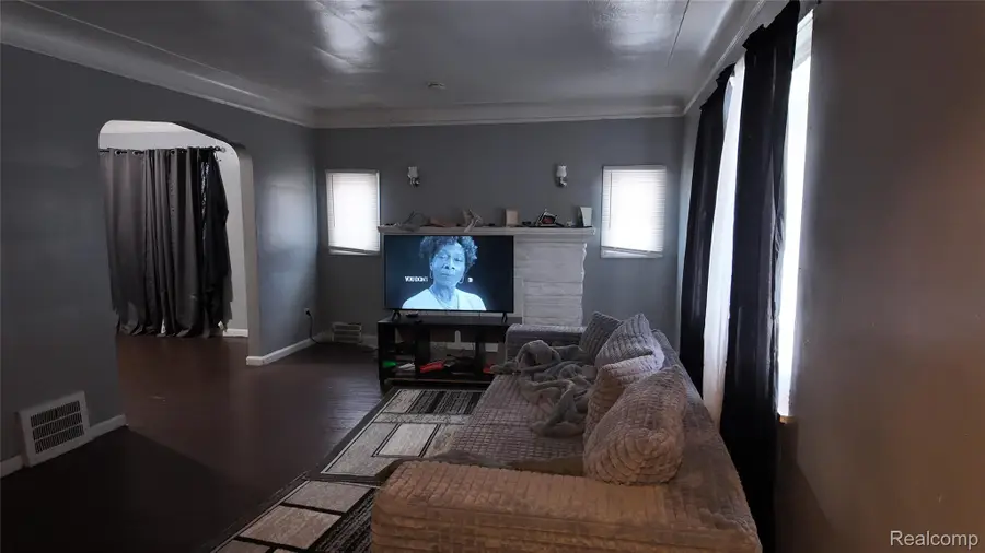 11387 Asbury Park, Detroit, MI 48227 - #2