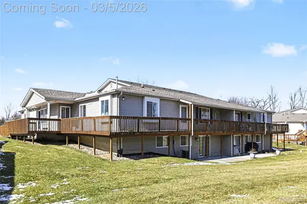 9343 Parkview Circle, GrandBlanc, MI 48439