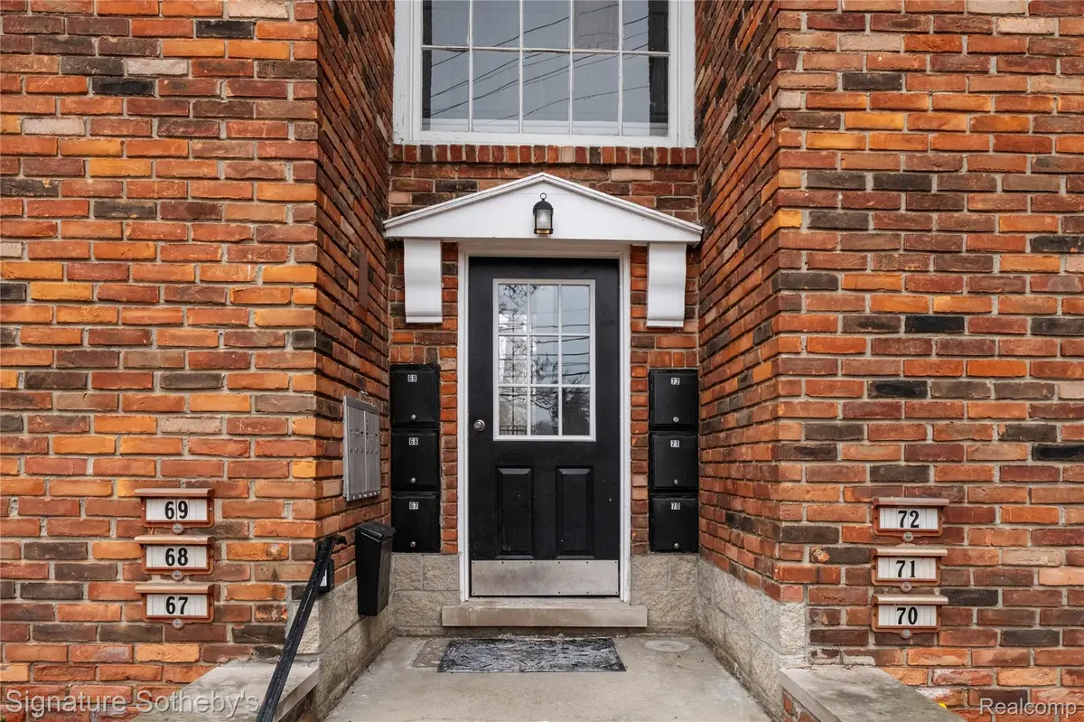 31831 Grand River Avenue #68, Farmington, MI 48336 - #1