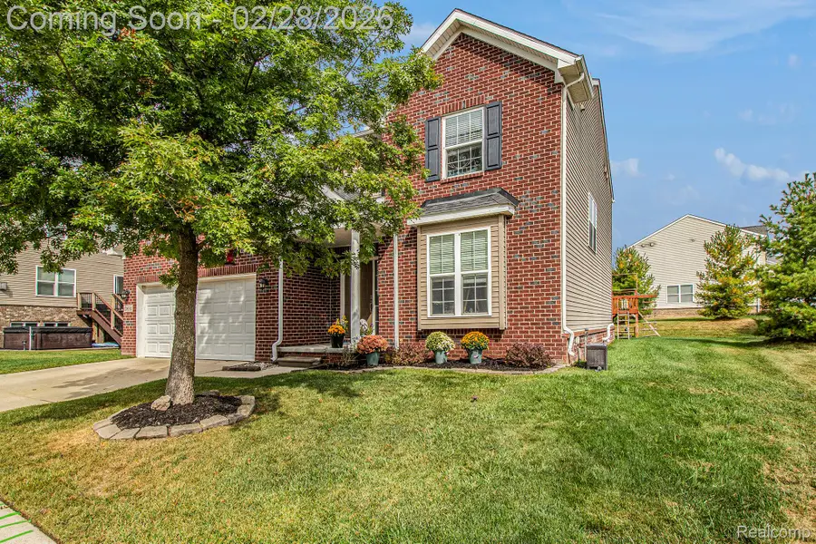 59684 Twin Pines Drive, New Hudson, MI 48165 - #3