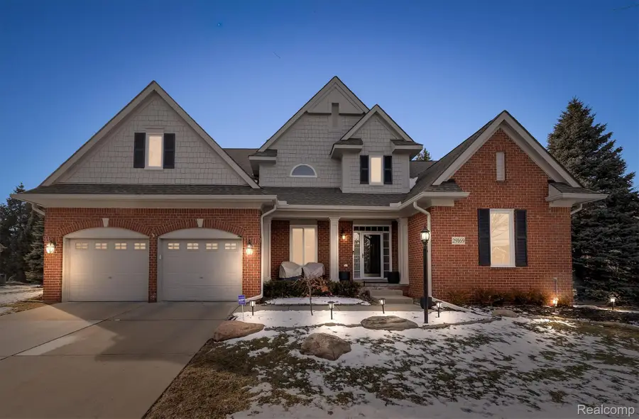29169 Hemingway Drive, Novi, MI 48377 - #2