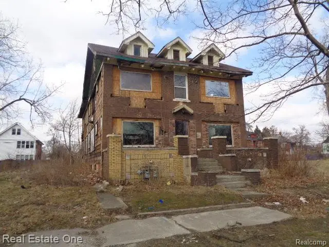 2704 Hogarth Street, Detroit, MI 48206 - #2