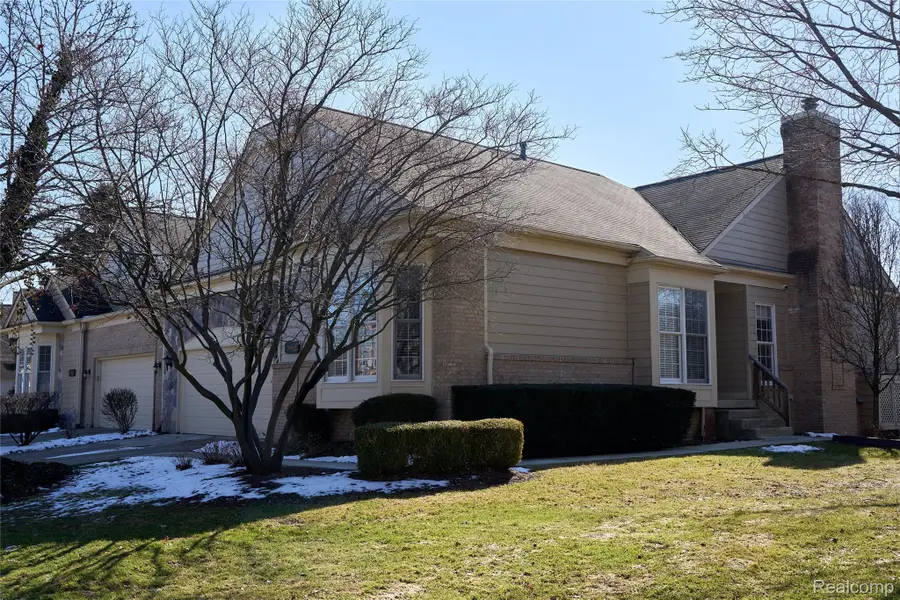 39615 Muirfield Lane, Northville, MI 48168 - #2