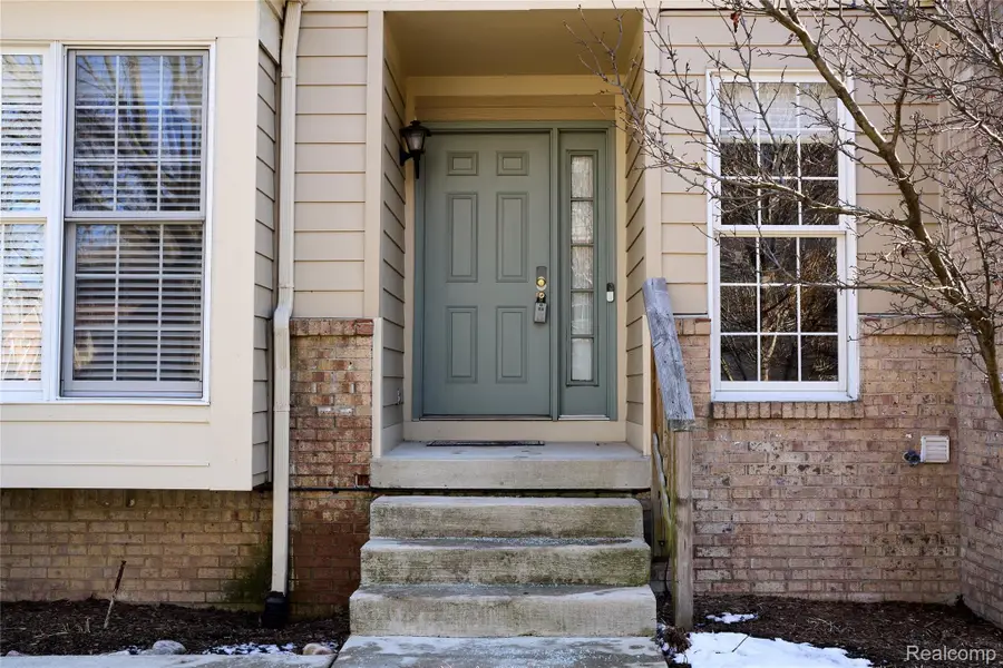 39615 Muirfield Lane, Northville, MI 48168 - #3