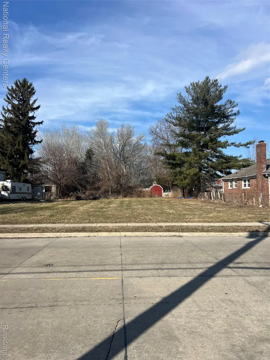 15003 Toepfer Drive, Eastpointe, MI 48021 - #2