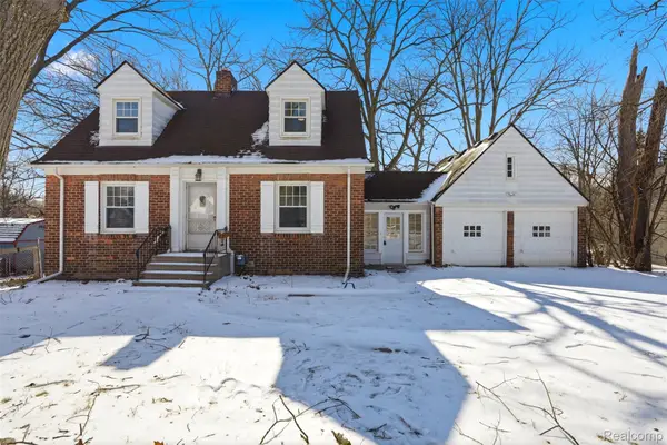 2803 Old Orchard Drive, Waterford, MI 48328