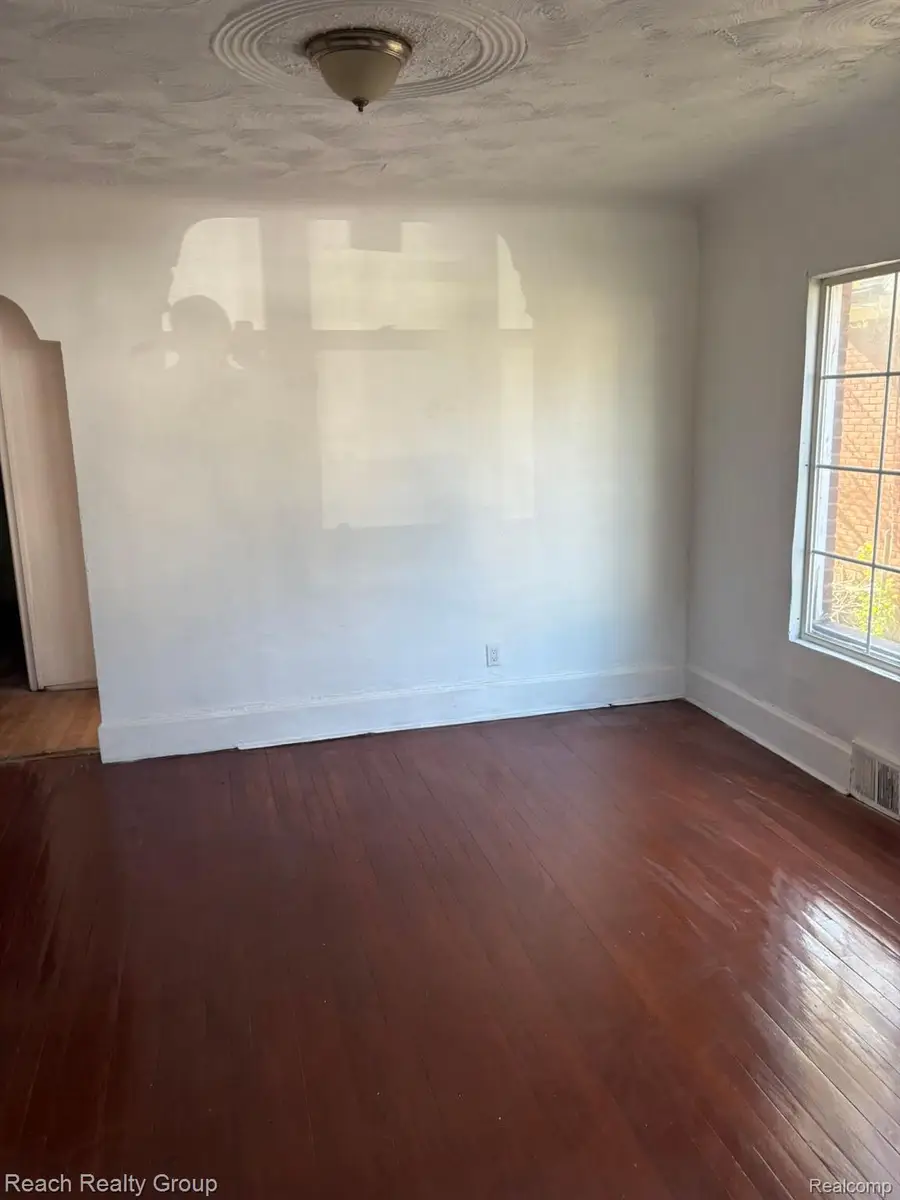 15031 Freeland Street, Detroit, MI 48227 - #3