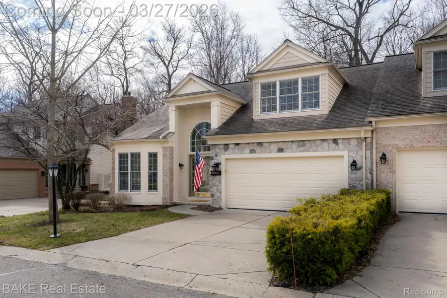 39587 Dun Rovin Drive #68, Northville, MI 48168 - #3