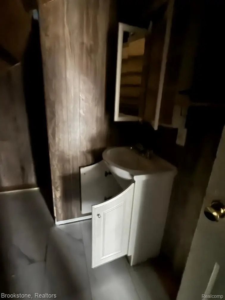 140 E Johnson Street, Clio, MI 48420 - #3