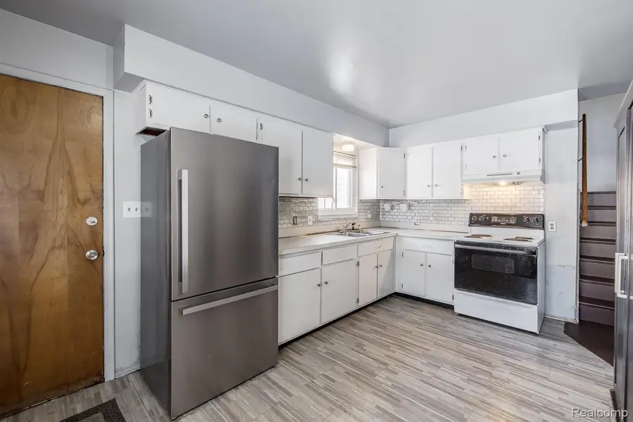 8670 N Eston Road, Clarkston, MI 48348 - #3