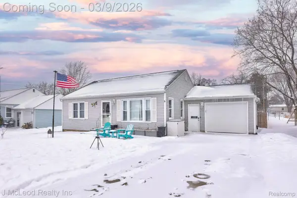 4956 Center Street, Millington, MI 48746