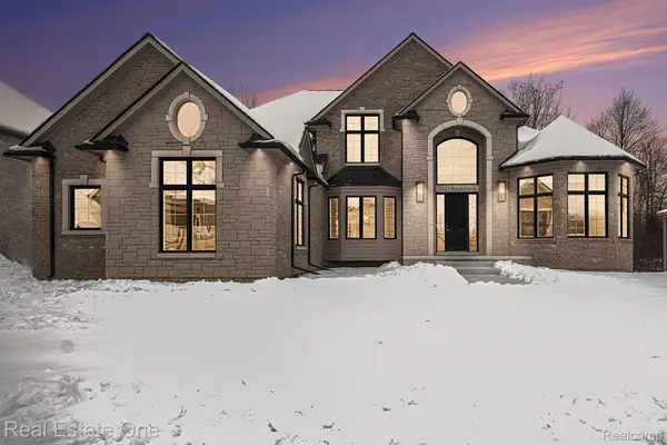 2423 Buckthorn Drive, Shelby, MI 48316