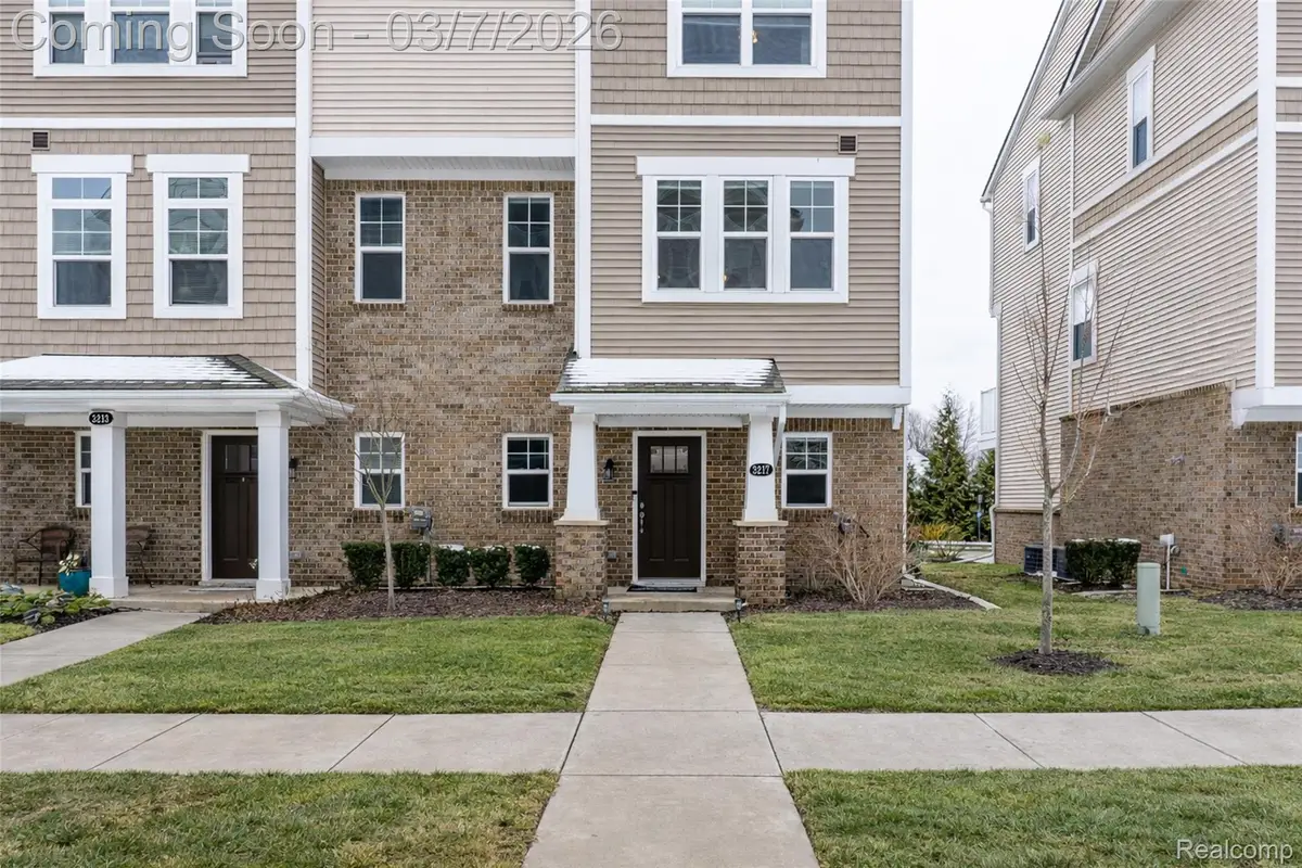 3217 Chambers W #87, Wixom, MI 48393 - #1