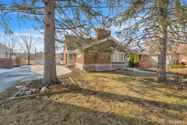 2746 Cornell Street, Dearborn, MI 48124