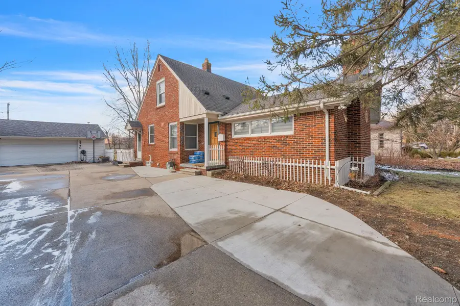 2746 Cornell Street, Dearborn, MI 48124 - #2