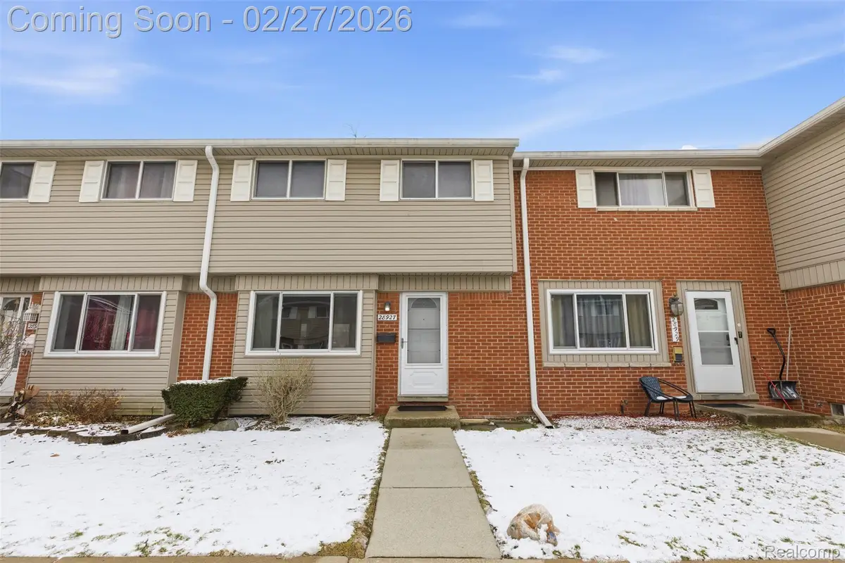 28927 Manchester Street, Westland, MI 48185 - #1