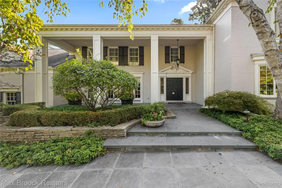 375 Dunston Road, Bloomfield Hills, MI 48304 - #2