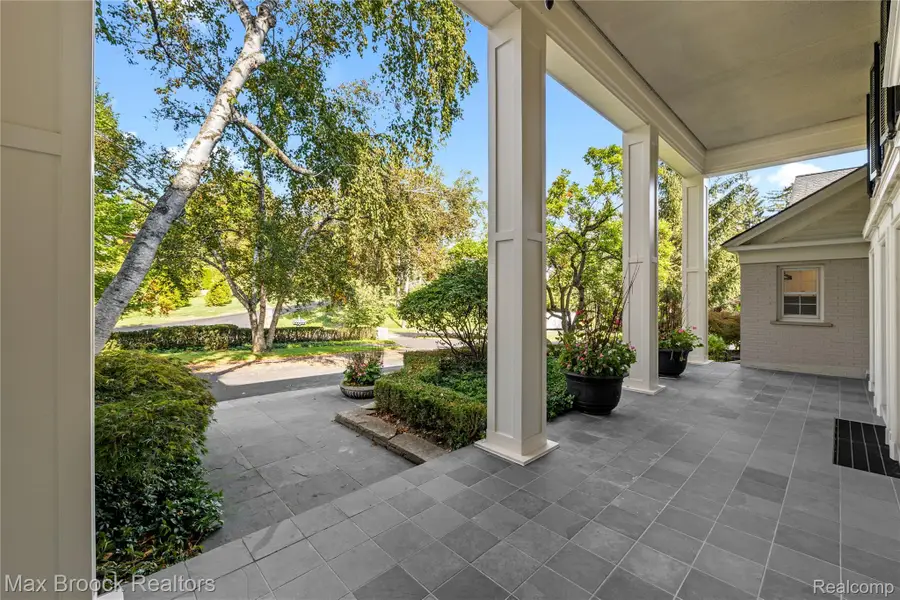 375 Dunston Road, Bloomfield Hills, MI 48304 - #3