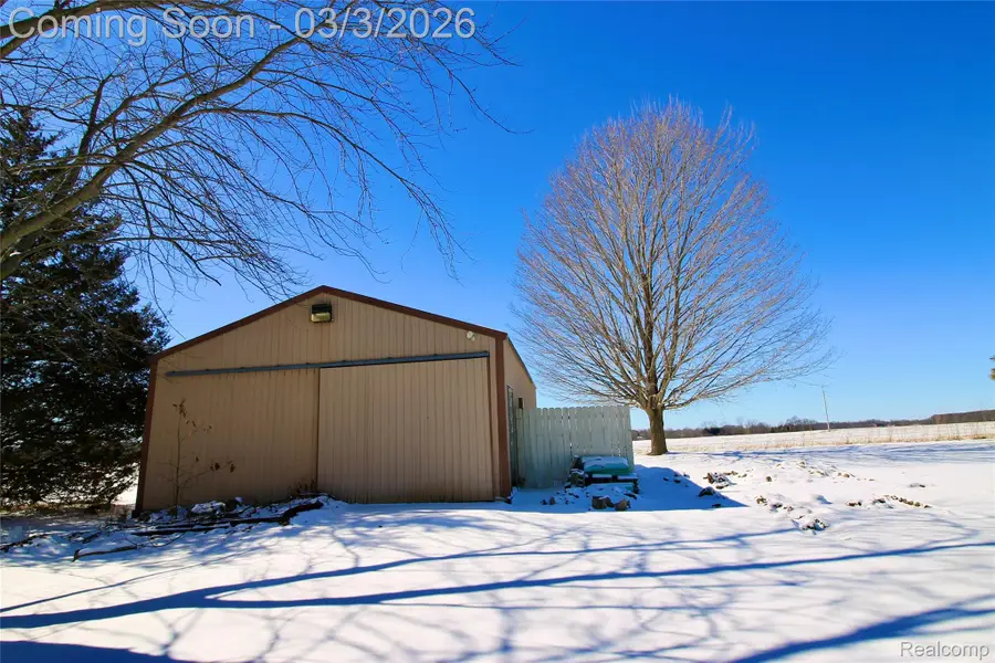 11250 S New Lothrop Road, Durand, MI 48429 - #2