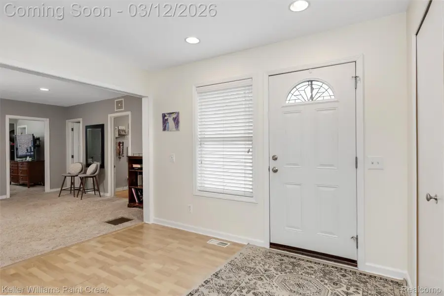 625 Driftwood Avenue, Rochester Hills, MI 48307 - #3