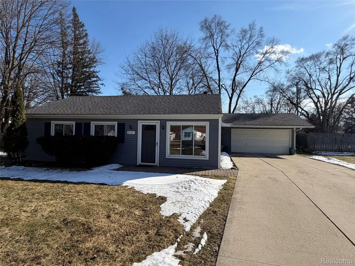 7081 Tappon Drive S, Clarkston, MI 48346 - #1