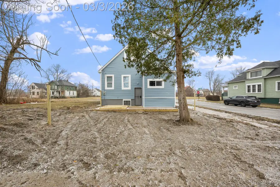 3438 Mcclellan Street, Detroit, MI 48214 - #2