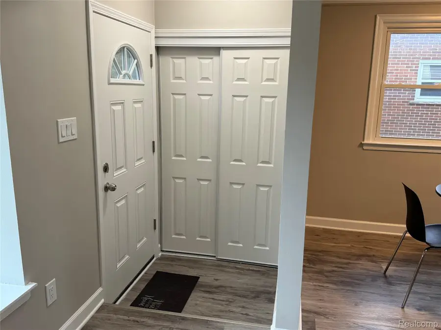 35622 Minton Street, Livonia, MI 48150 - #3