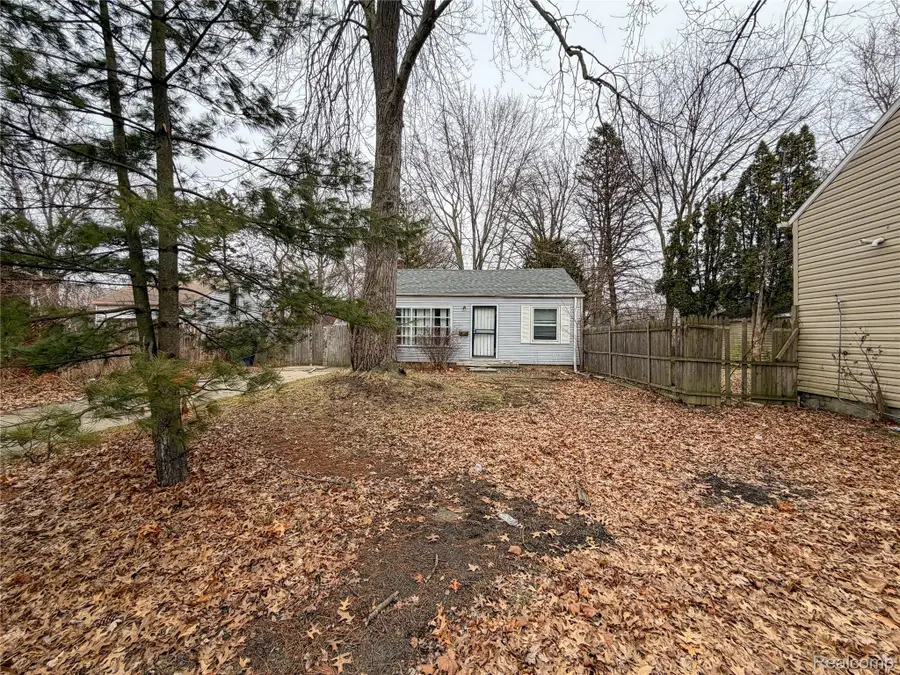 6142 Hereford Street, Detroit, MI 48224 - #3