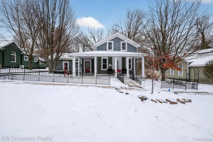 530 Hickory St Hickory Street, Milford, MI 48381 - #3