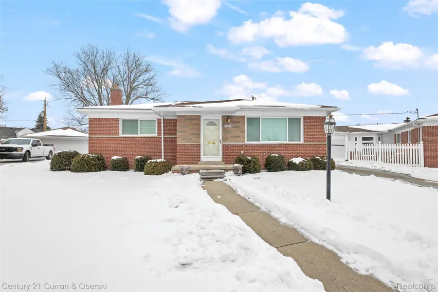 25968 Keith Street, Dearborn Heights, MI 48127 - #3