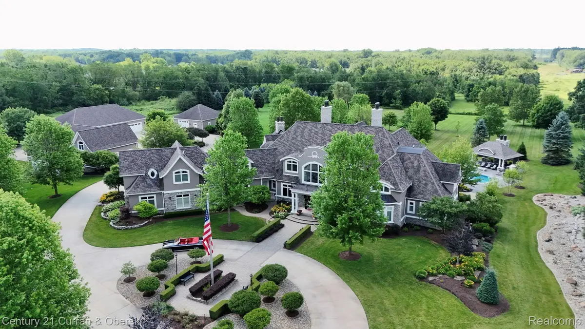 58415 10 Mile Road, Lyon, MI 48178 - #1