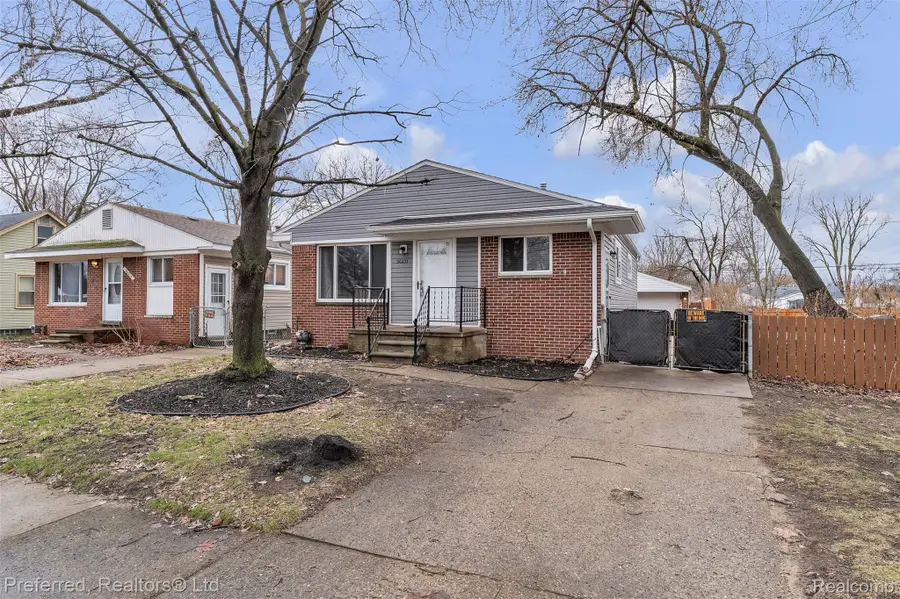 36231 Schley Avenue, Westland, MI 48186 - #2