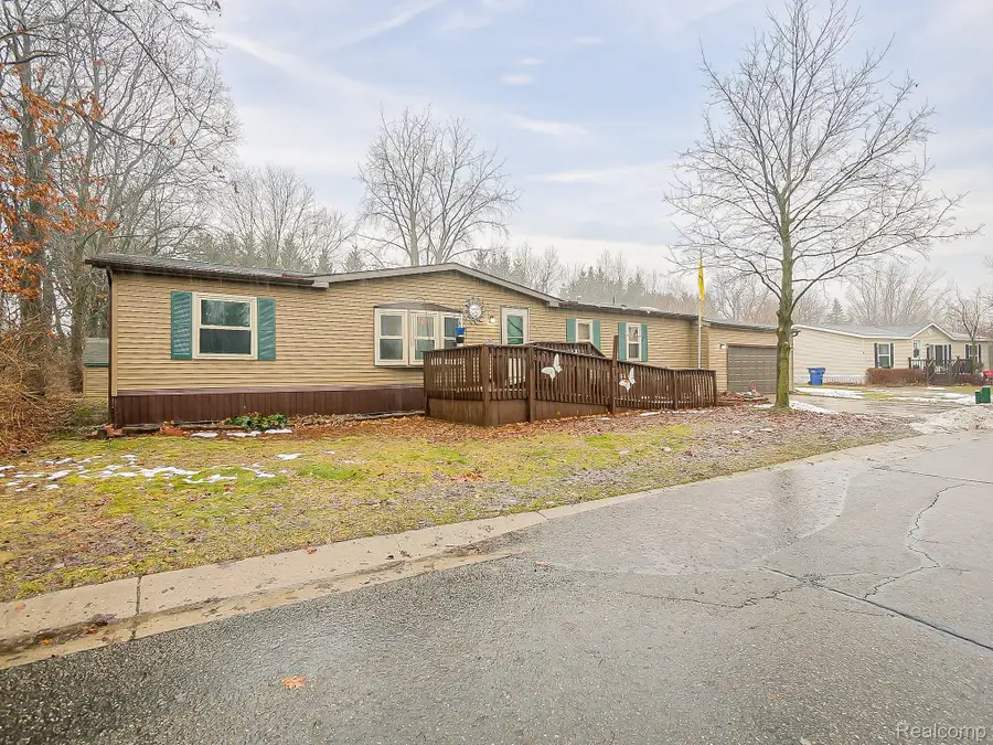 2015 Plum Street, Clarkston, MI 48348 - #3