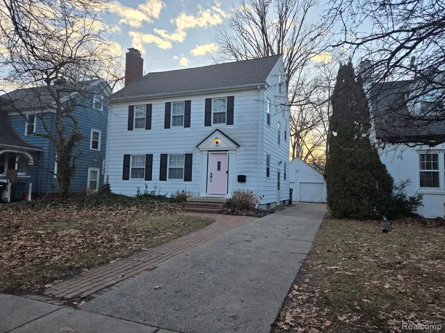 423 Bailey Street, East Lansing, MI 48823 - #3