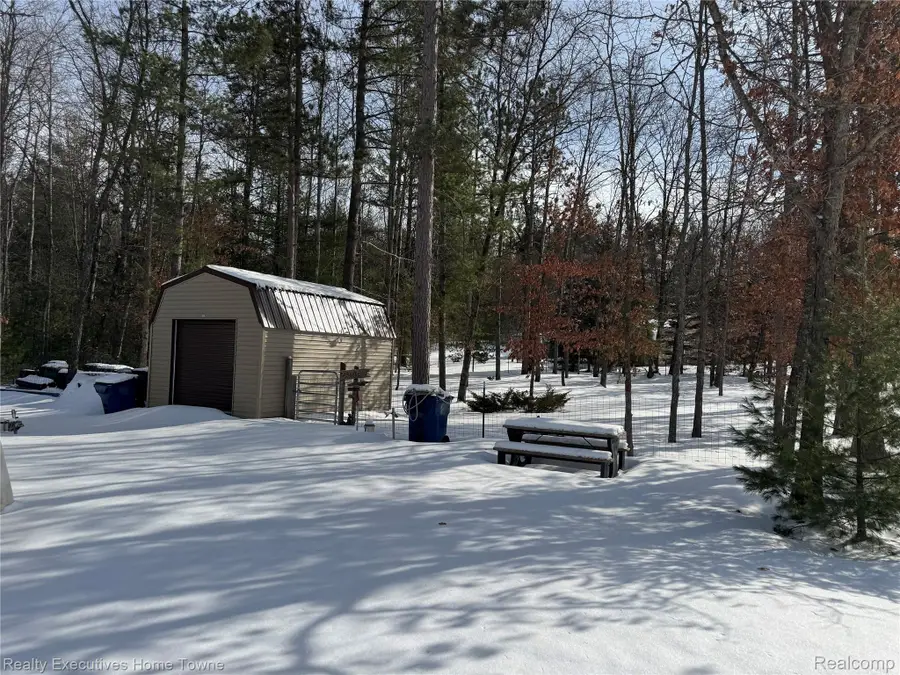 1281 Geesey Avenue, Mio, MI 48647 - #2