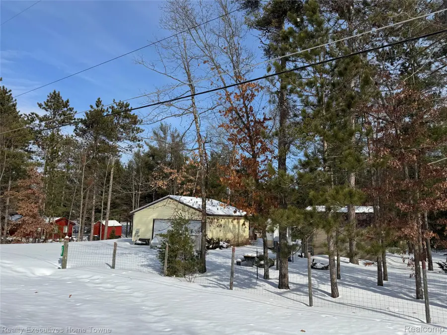 1281 Geesey Avenue, Mio, MI 48647 - #3