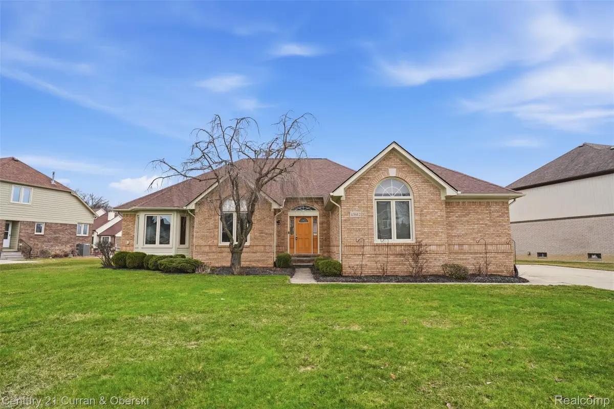 43612 Hoptree Drive, Sterling Heights, MI 48314 - #1