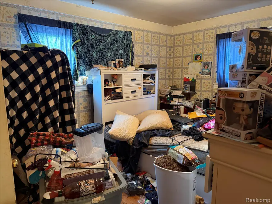 4459 Clippert Street, Dearborn Heights, MI 48125 - #3