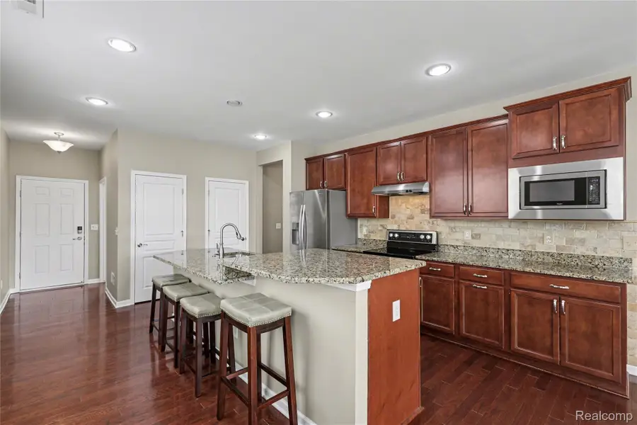 9444 Saint Andrews Drive, Grand Blanc, MI 48439 - #3