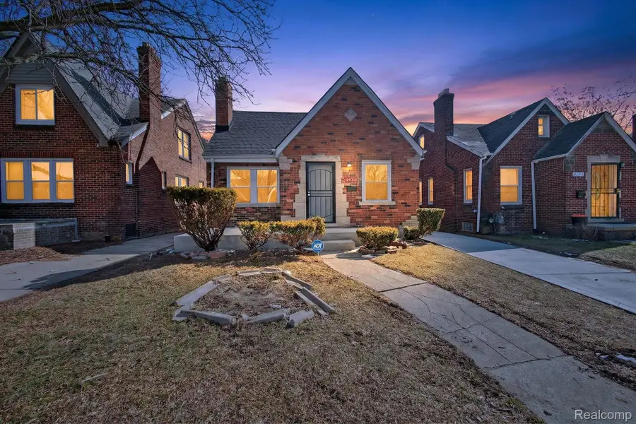 9988 Somerset Avenue, Detroit, MI 48224 - #2