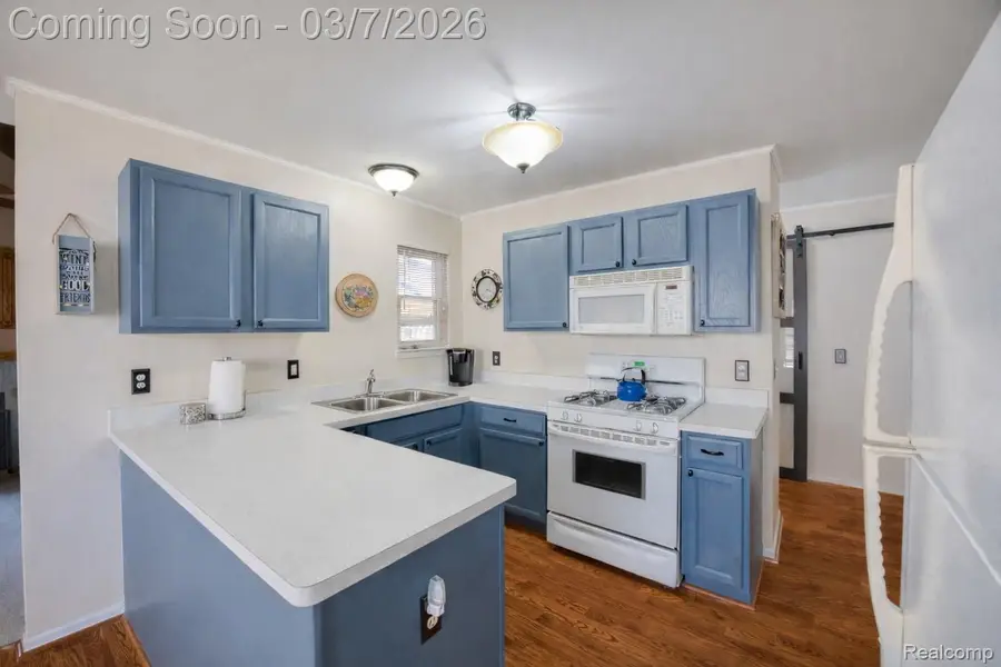 7409 Meadow Lane, Ypsilanti, MI 48197 - #2