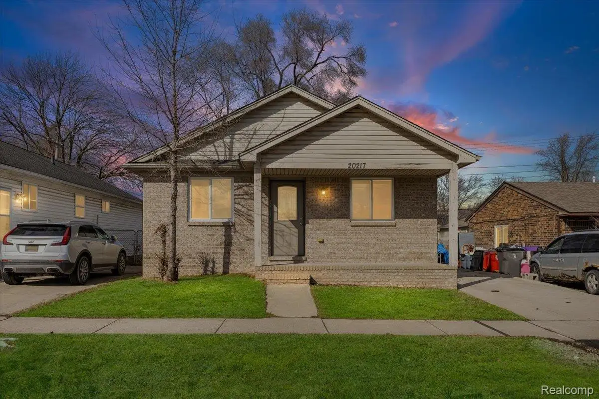 20217 14 Mile Road, Clinton Township, MI 48035 - #1