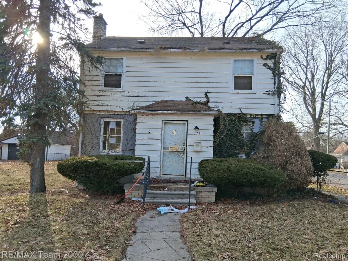 19211 Pierson Street, Detroit, MI 48219 - #1