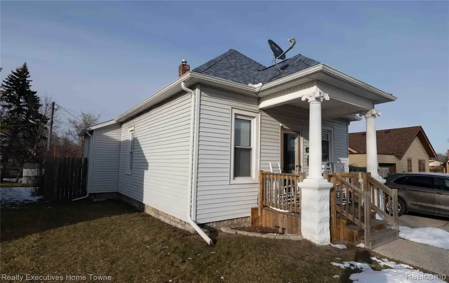 1409 Kearney Street, Port Huron, MI 48060 - #2