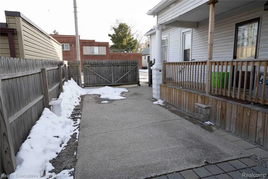 1409 Kearney Street, Port Huron, MI 48060 - #3